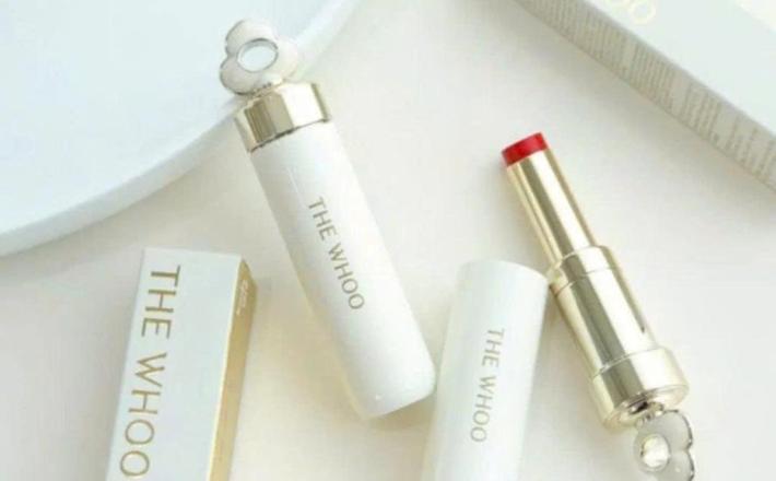Son dưỡng môi đông y có màu The whoo Essential Lip Glow Balm