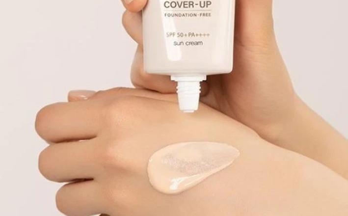 Kem chống nắng d'Alba Waterfull Tone Up SunCream nâng tone Cover Beige - 50ml (SPF50 + PA + + + +)