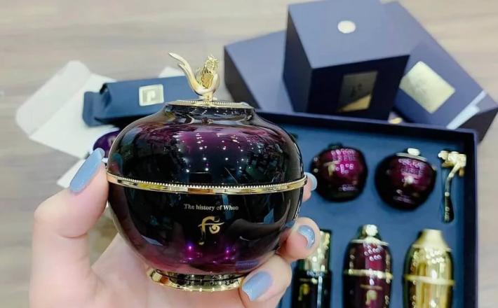 Kem dưỡng tái sinh và trẻ hóa da Whoo Hwanyu Imperial Youth Master Cream