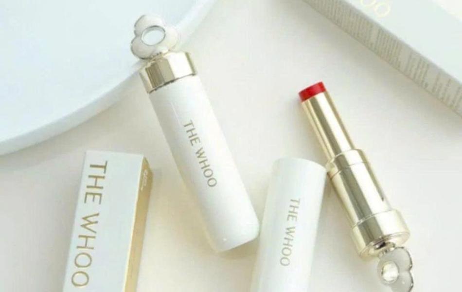 Son dưỡng môi đông y có màu The whoo Essential Lip Glow Balm