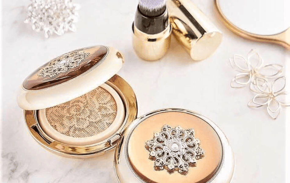 Phấn Nước trang điểm chống lão hóa Whoo Radiant Essence Cushion SPF50+/PA+++ 15gr tone#21 Sắc da sáng tặng kèm 1 lõi (15g) + cọ trang điểm