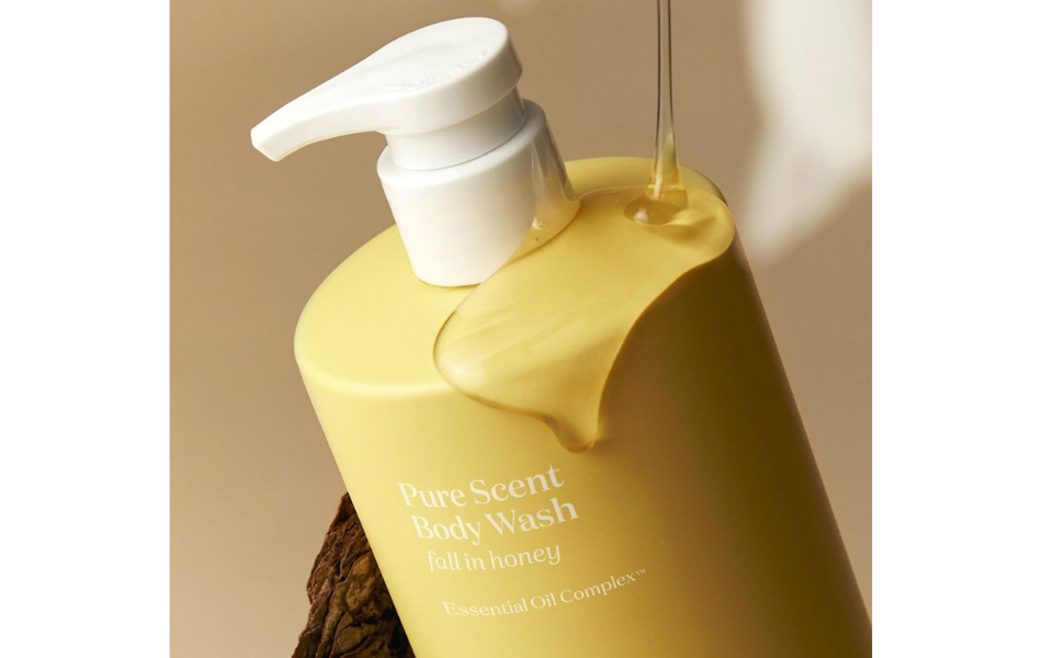Sữa tắm thuần chay dưỡng ẩm chuyên sâu mùi xạ hương ấm và mật ong ngọt ngào Beyond Pure Scent in Honey Body wash 700ml