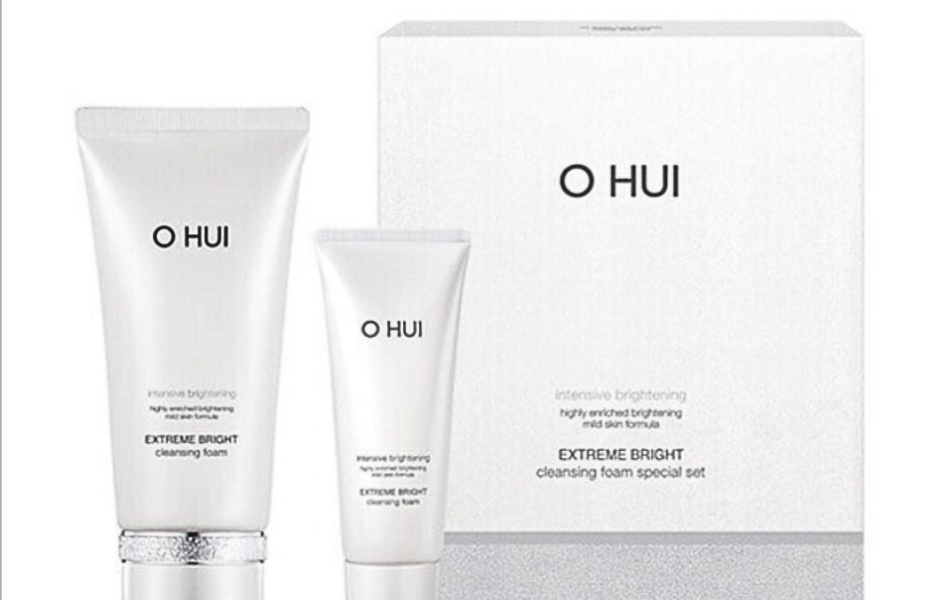 Set Sữa Rửa Mặt Dưỡng Trắng Da Ohui Extreme Bright Cleansing Foam 160ml+100ml