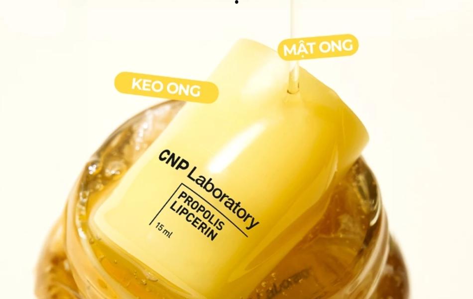 Son dưỡng môi keo ong đa năng (Lipcerin) phục hồi và giữ ẩm môi kéo dài đến 12 giờ CNP Laboratory Propolis Lipcerin 15ml